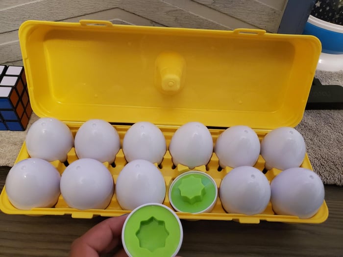 Sensory-Geometric Eggs Toy